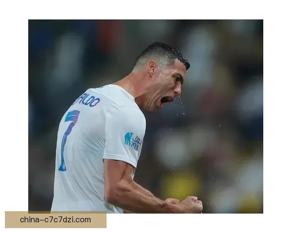 两亿年薪C罗明日复出结束罢赛